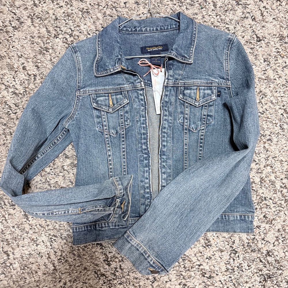 Abercrombie & Fitch Denim Jean Jacket - S